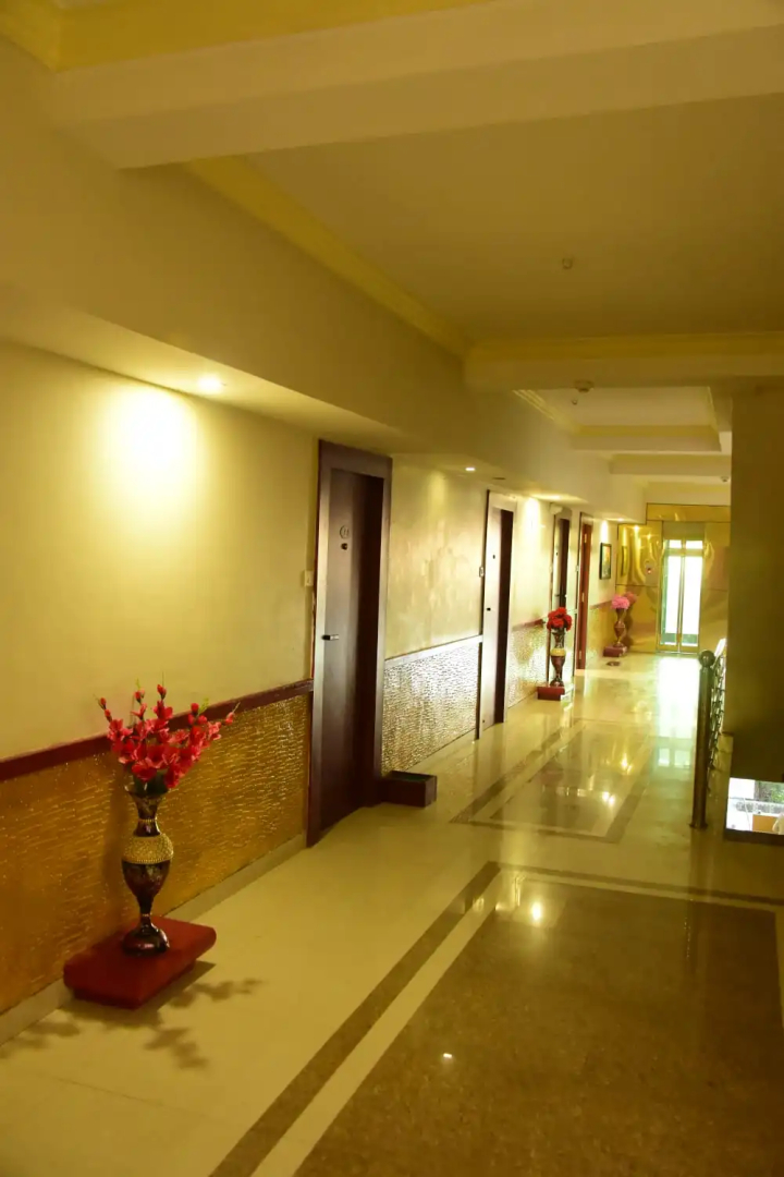 Hotel Shiv International