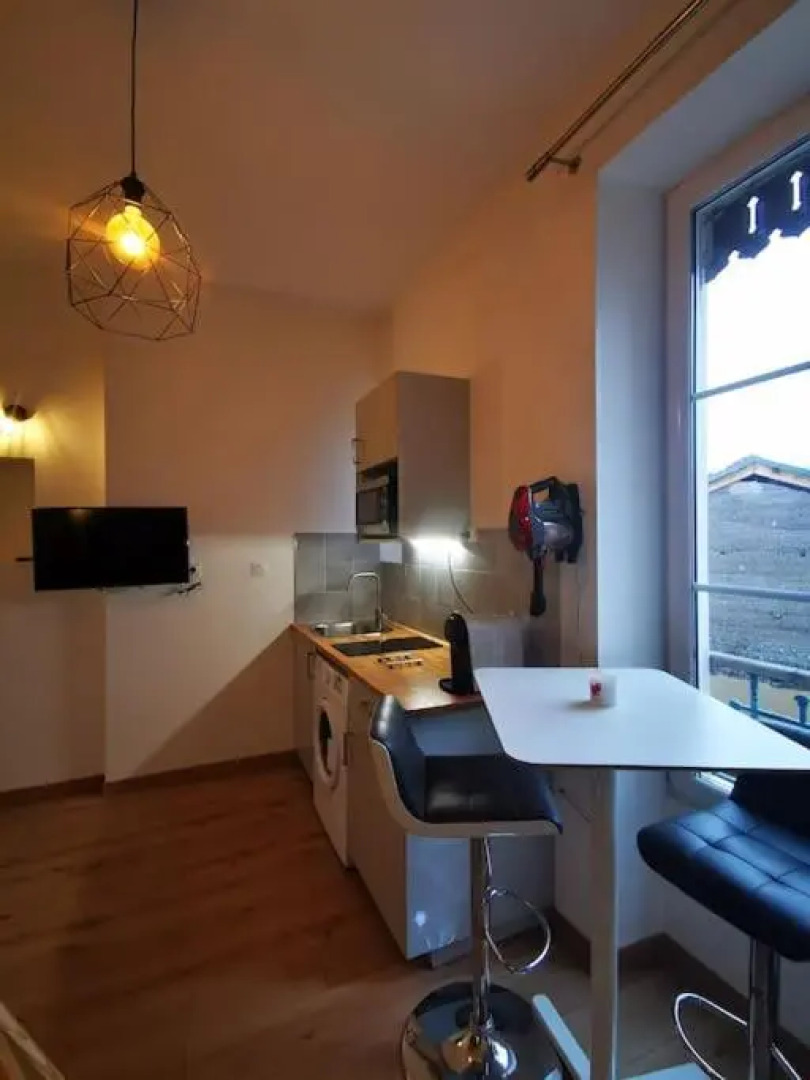 La Croisade-Studio-Hyper centre Tassin- Suite 2