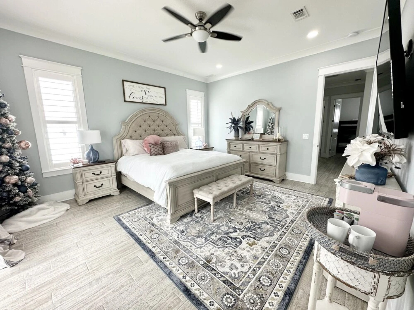 Casamigos 6 Bedroom Home by RedAwning