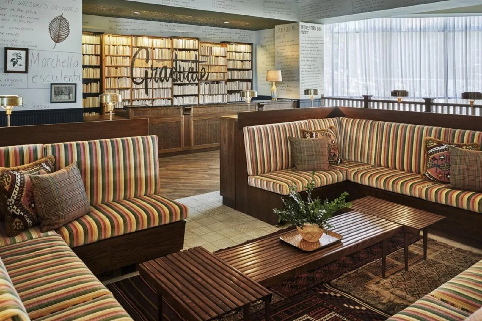 Отель Graduate by Hilton Iowa City