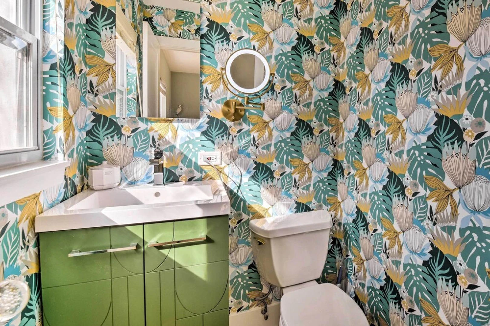 Emerald Coast Vacation Rental: 1 Mi to Beach