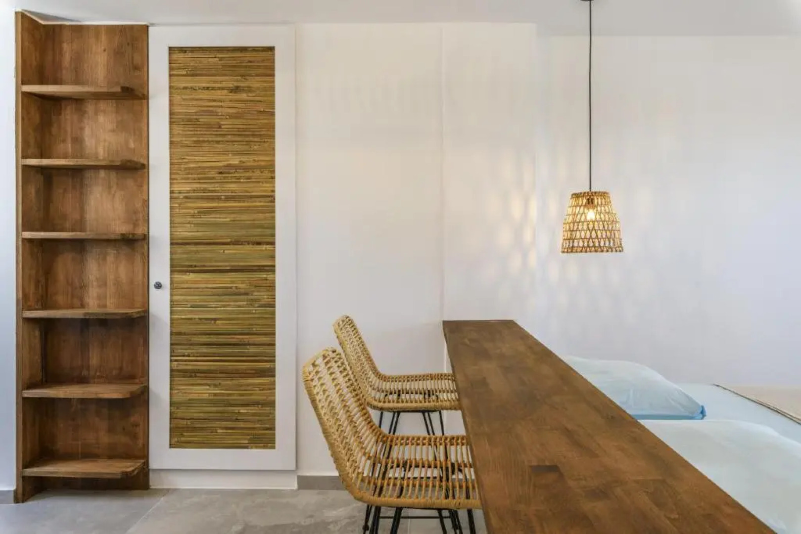 Mesmerising Sea View Lia Residence