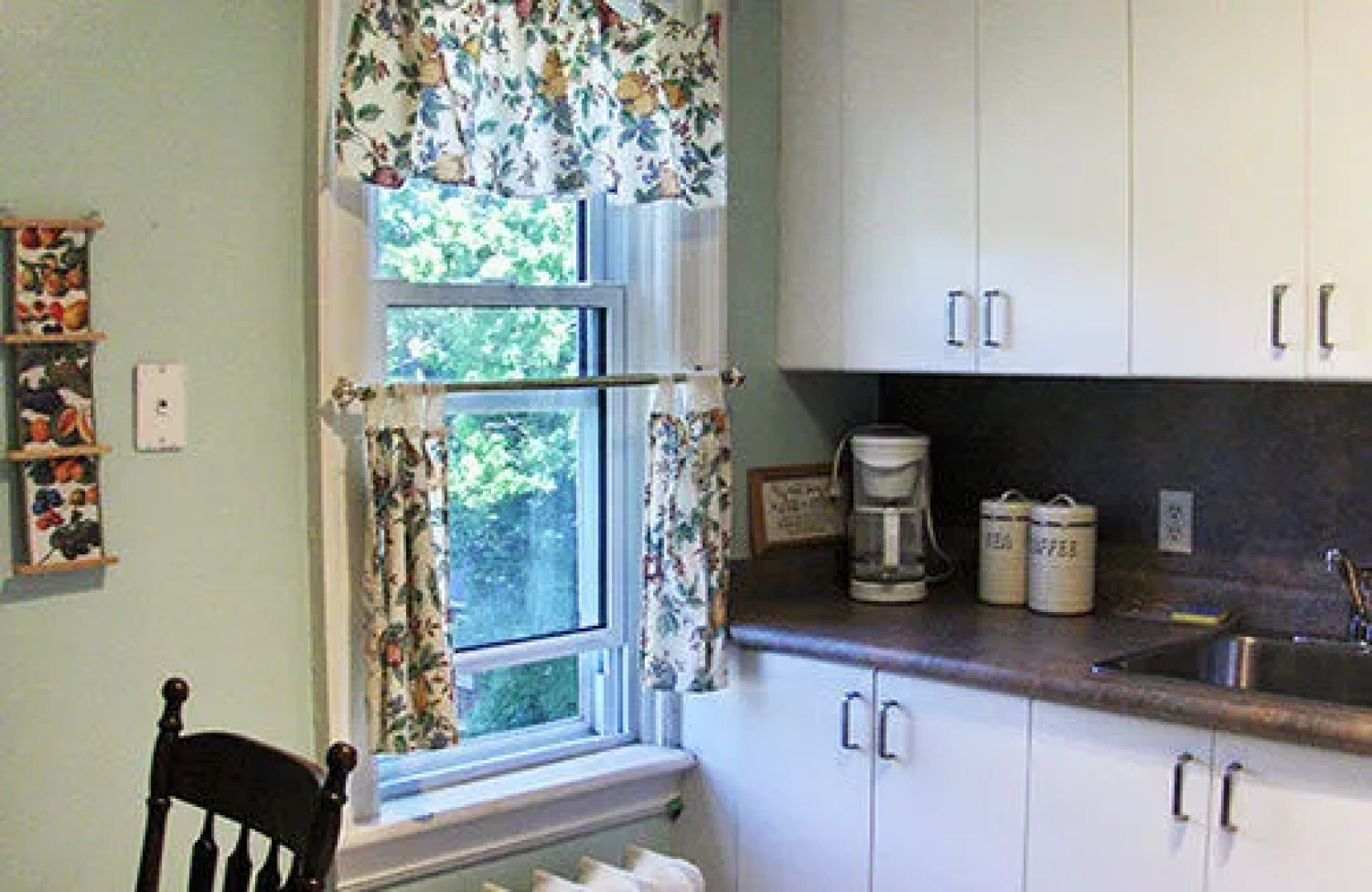 Agincourt Manor B&B Suites