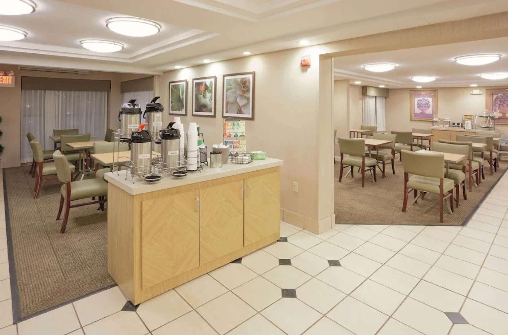 La Quinta Inn & Suites Warwick Providence Airport