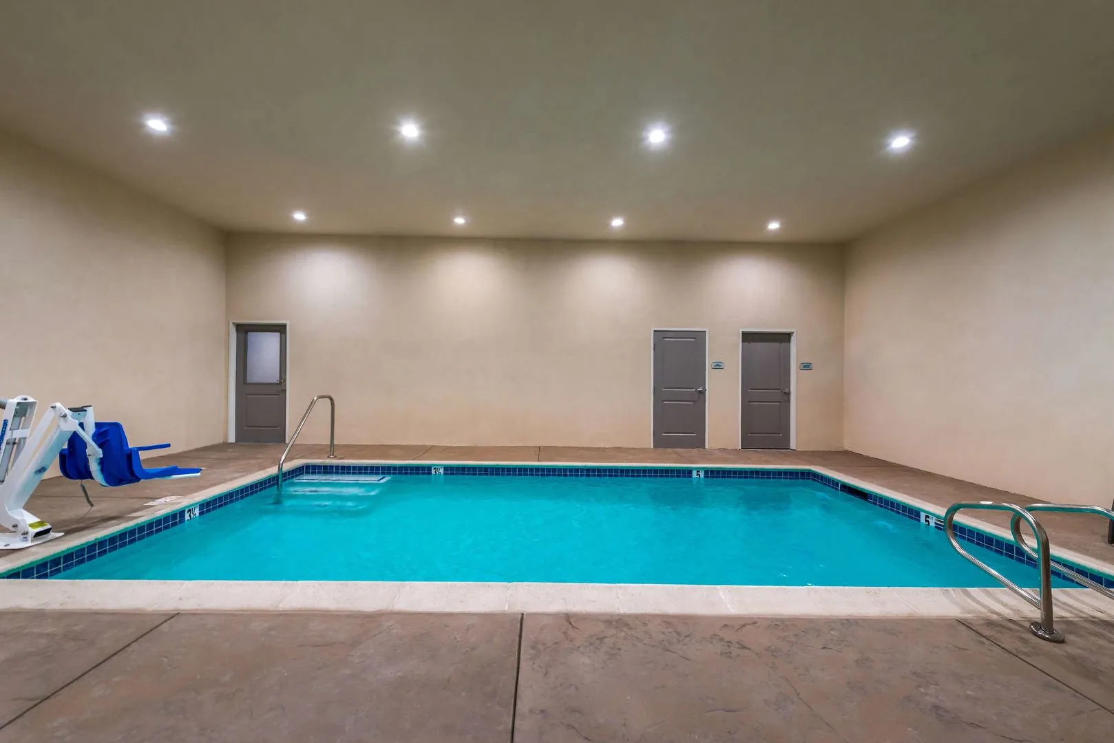 Best Western Plus Temecula Wine Country Hotel &Suites