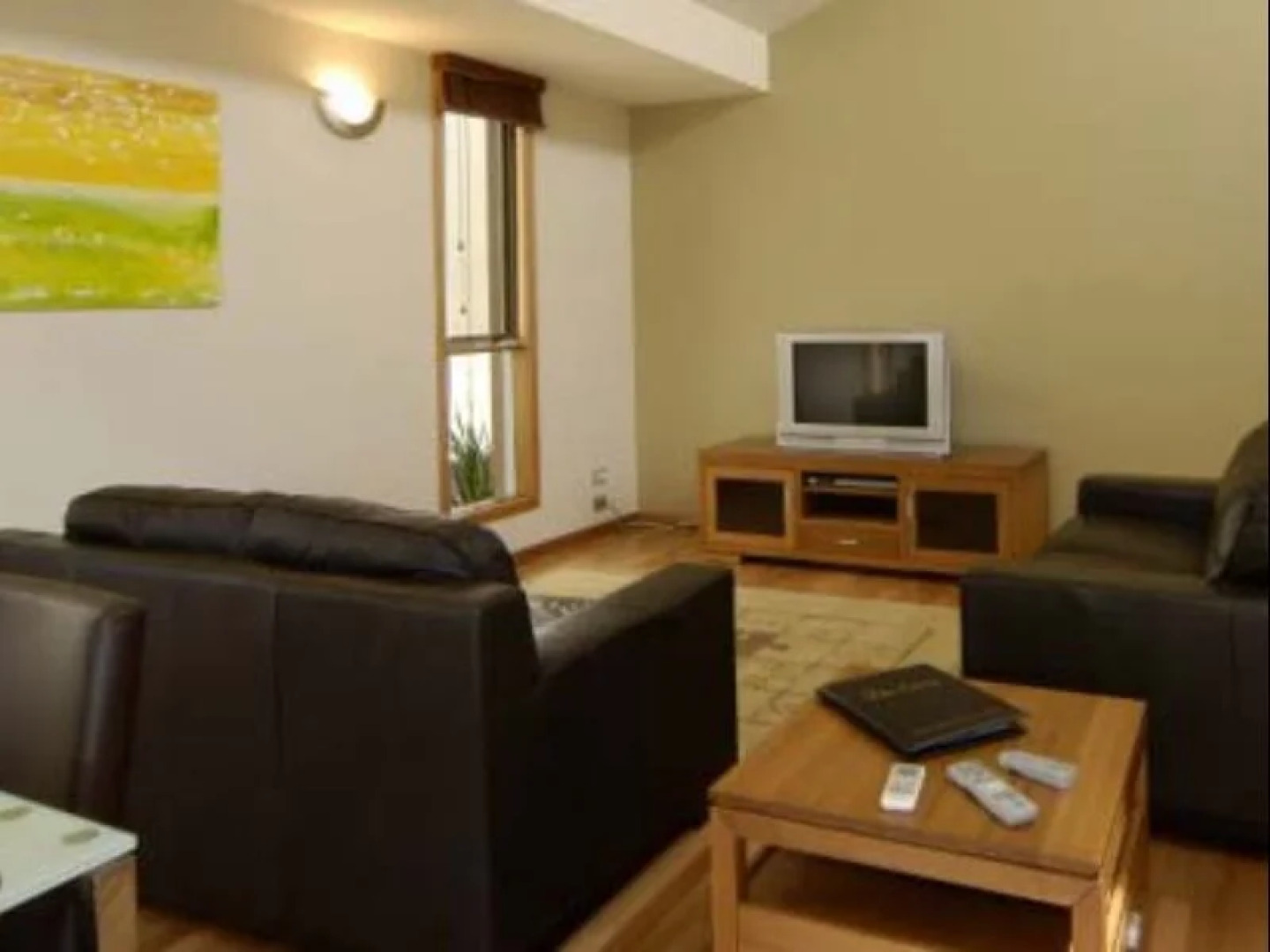 The Lakes Apartments