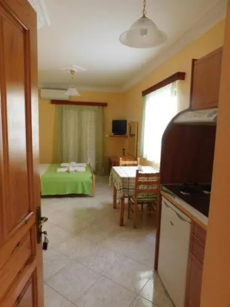 To Spiti Tis Eirinis