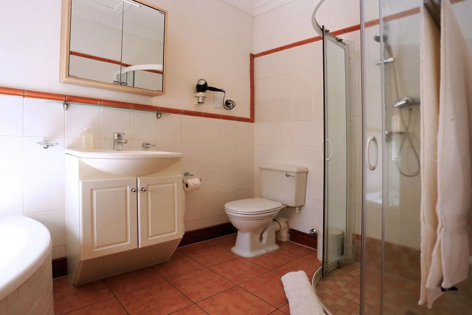 Orange Ville Guesthouse