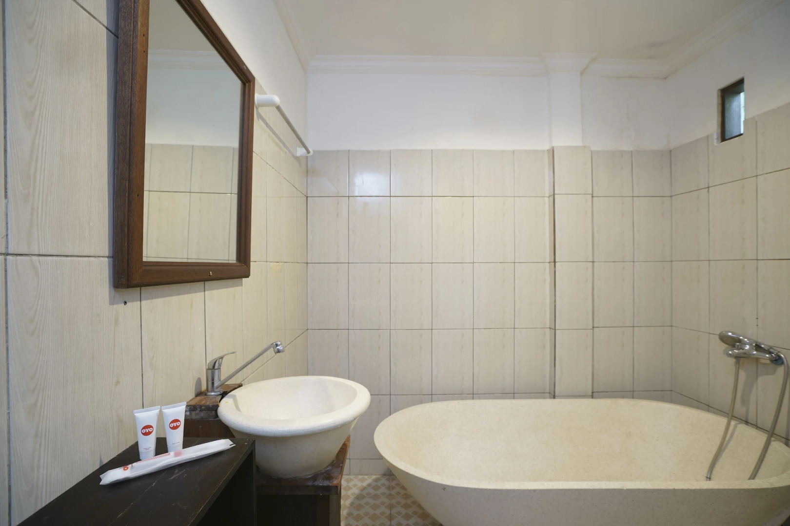 OYO 1840 Kubu Ubud Hotel