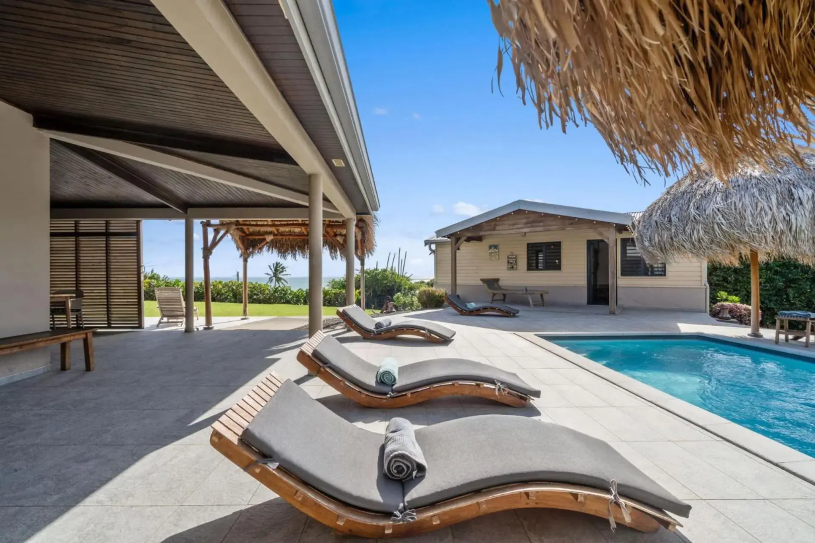 Villa Latitude 14.54 : 4 ch, piscine, vue mer, spot de kitesurf