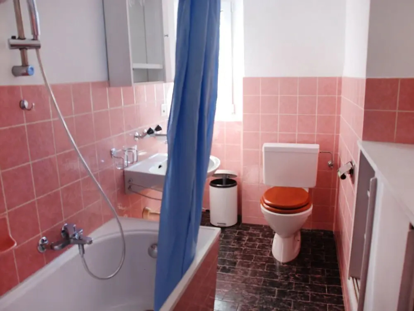 Pit Stop Brissago in Brissago