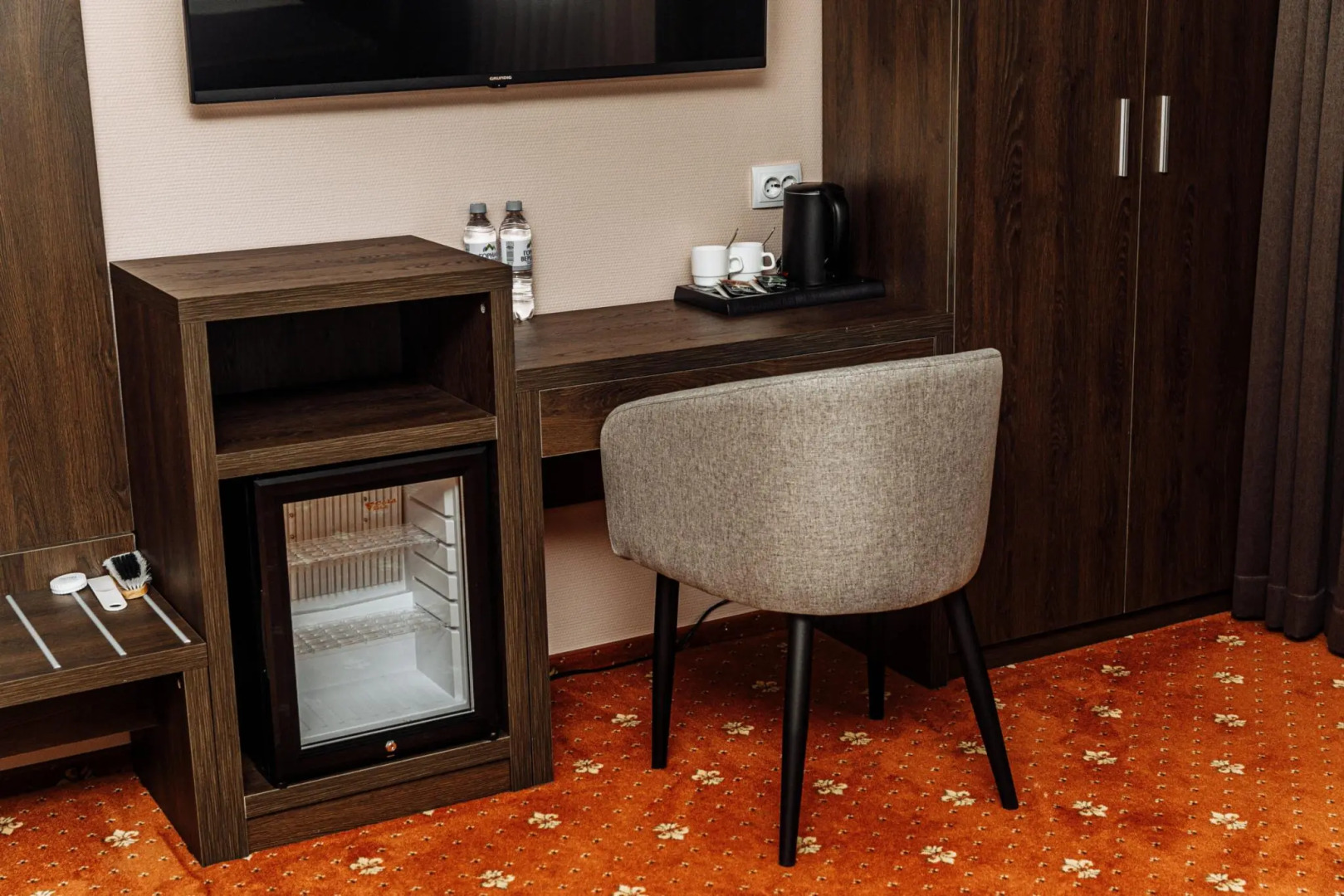 Гостиница А