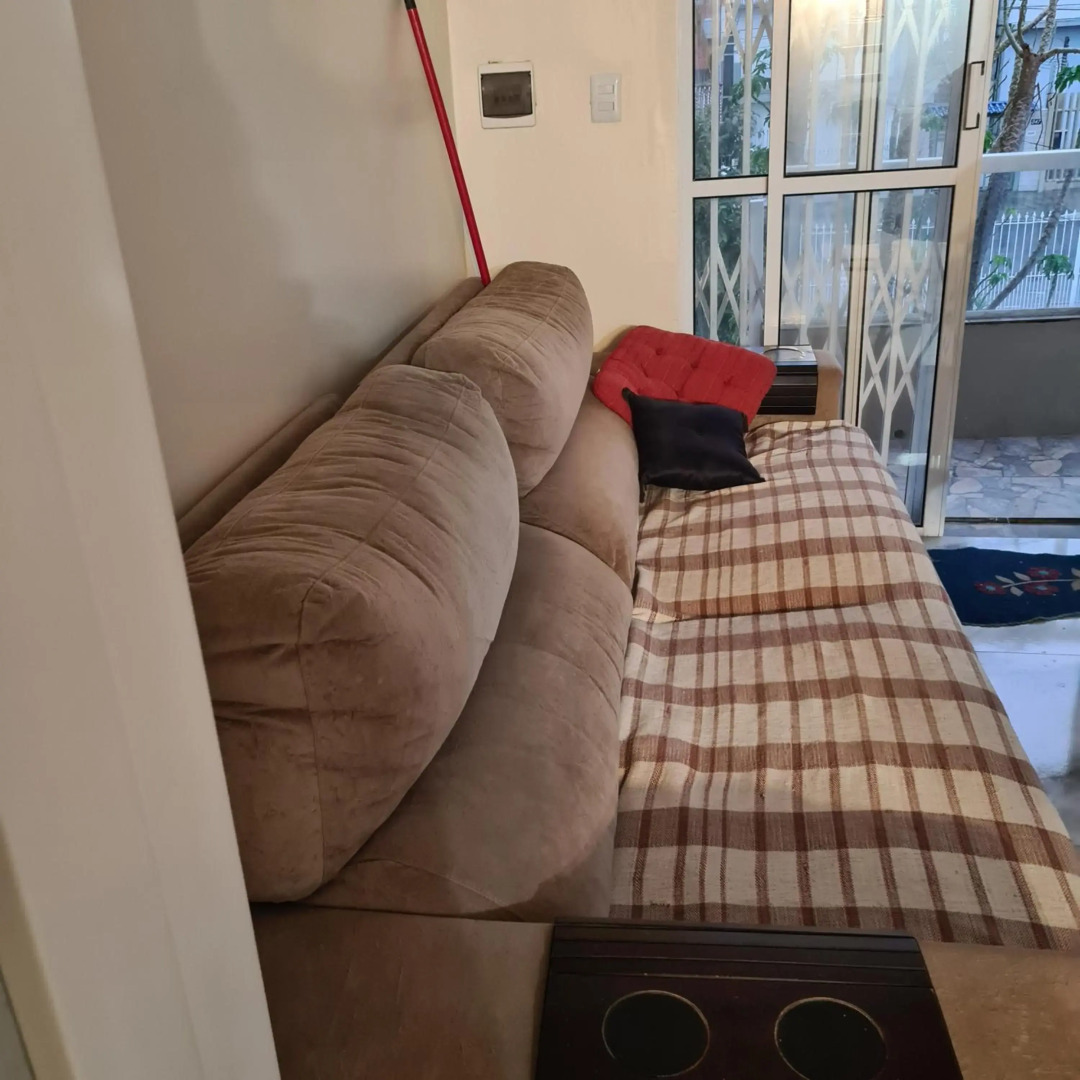 Kitnet casal e apartamento com lareira e vista jardim
