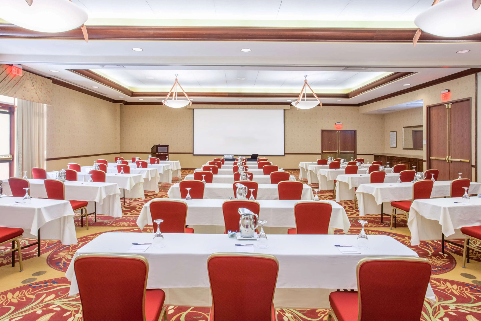 Sonesta Milwaukee West Wauwatosa