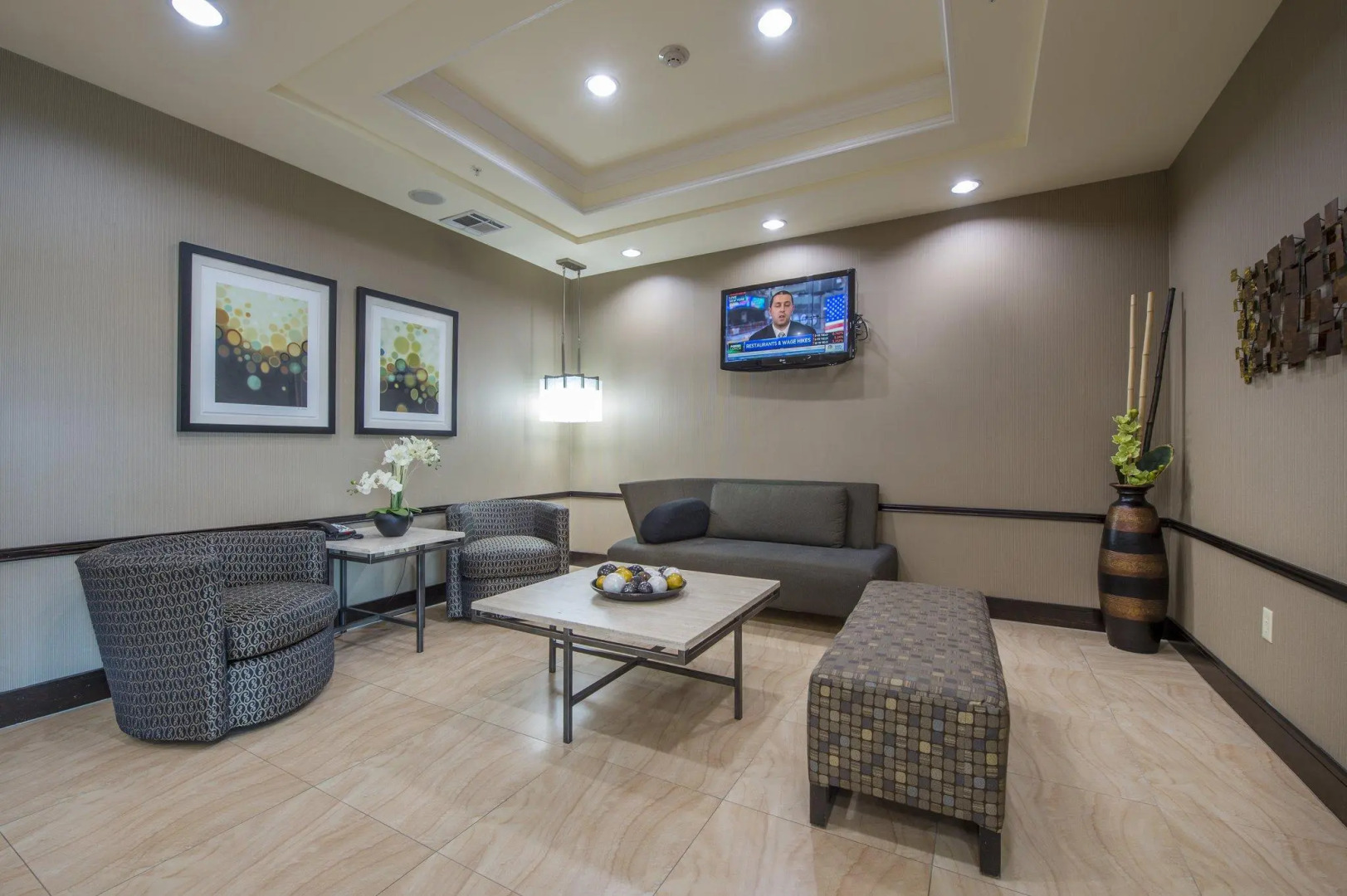 Holiday Inn Express Hotel & Suites - Houston Space Center by IHG