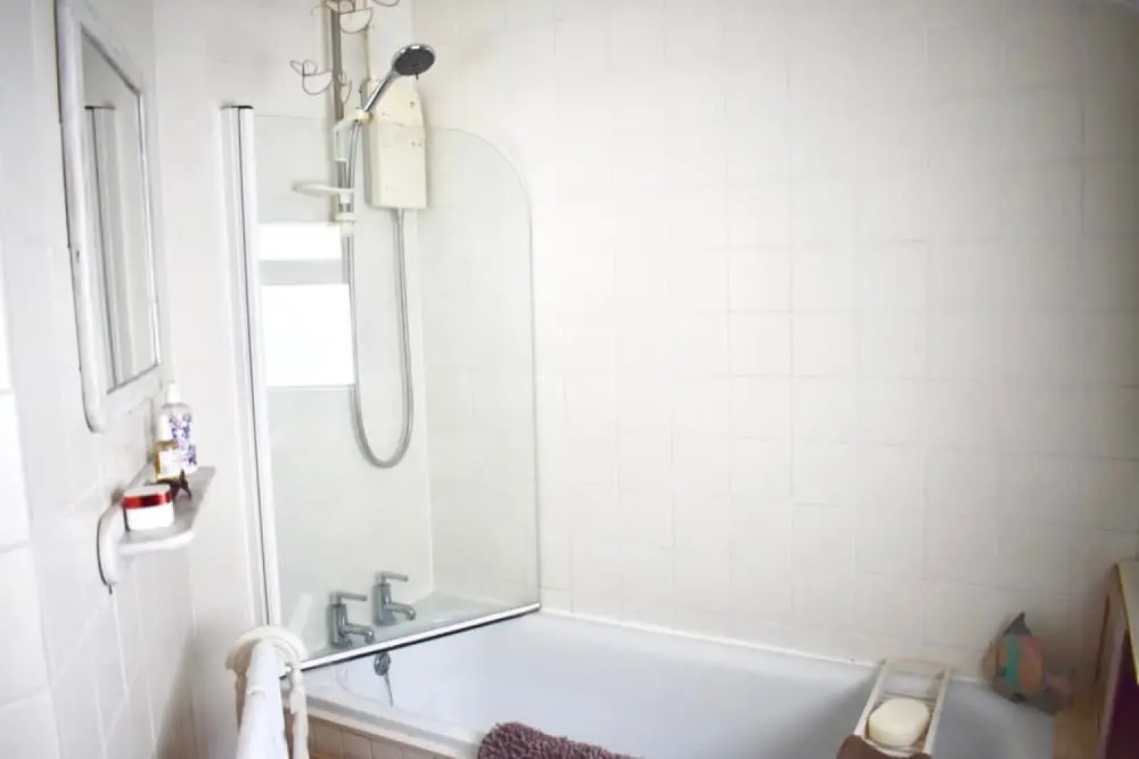 Bright 3 Bedroom House Near Queens Park