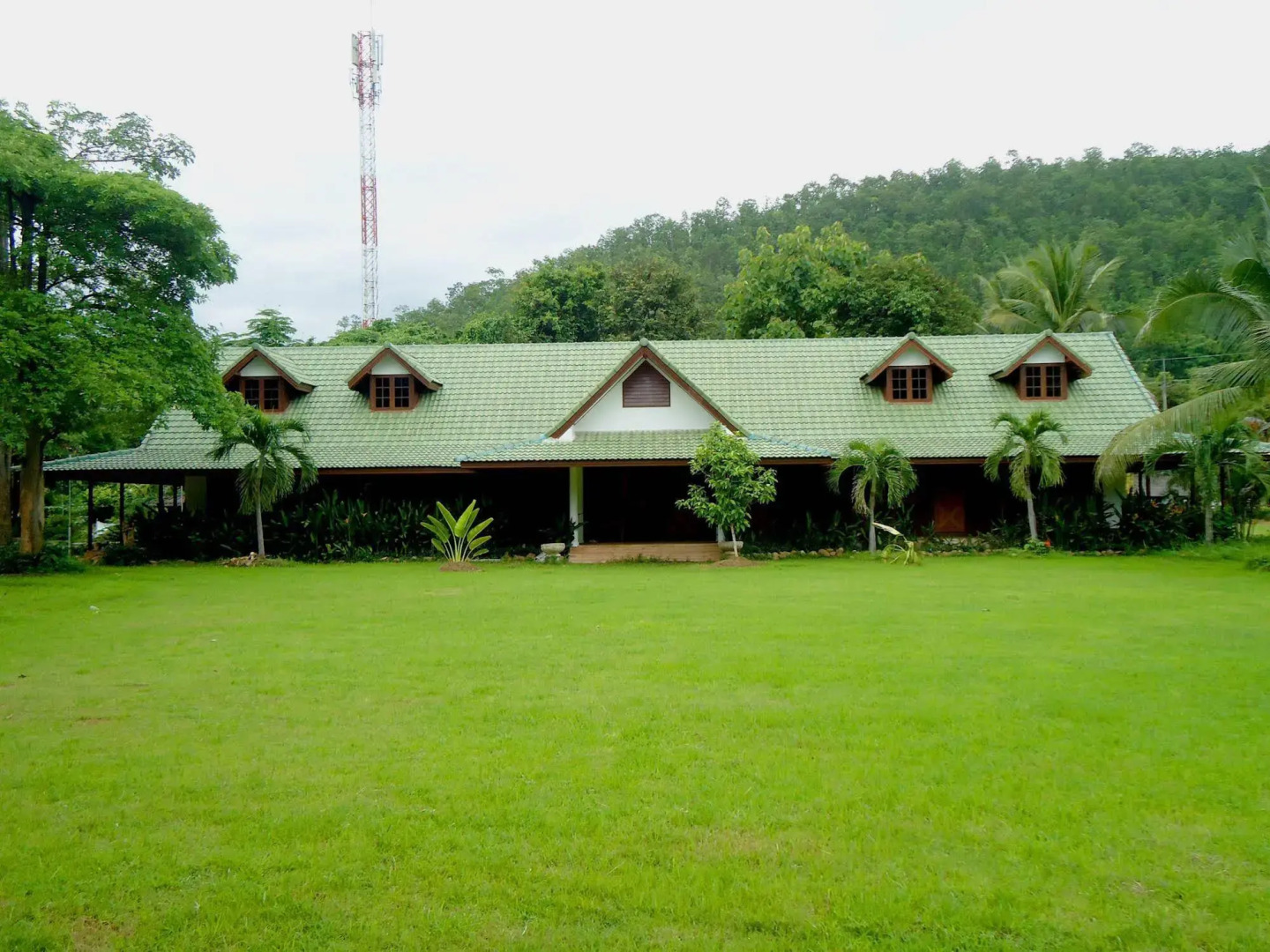Saksuay Klangdoi Resort