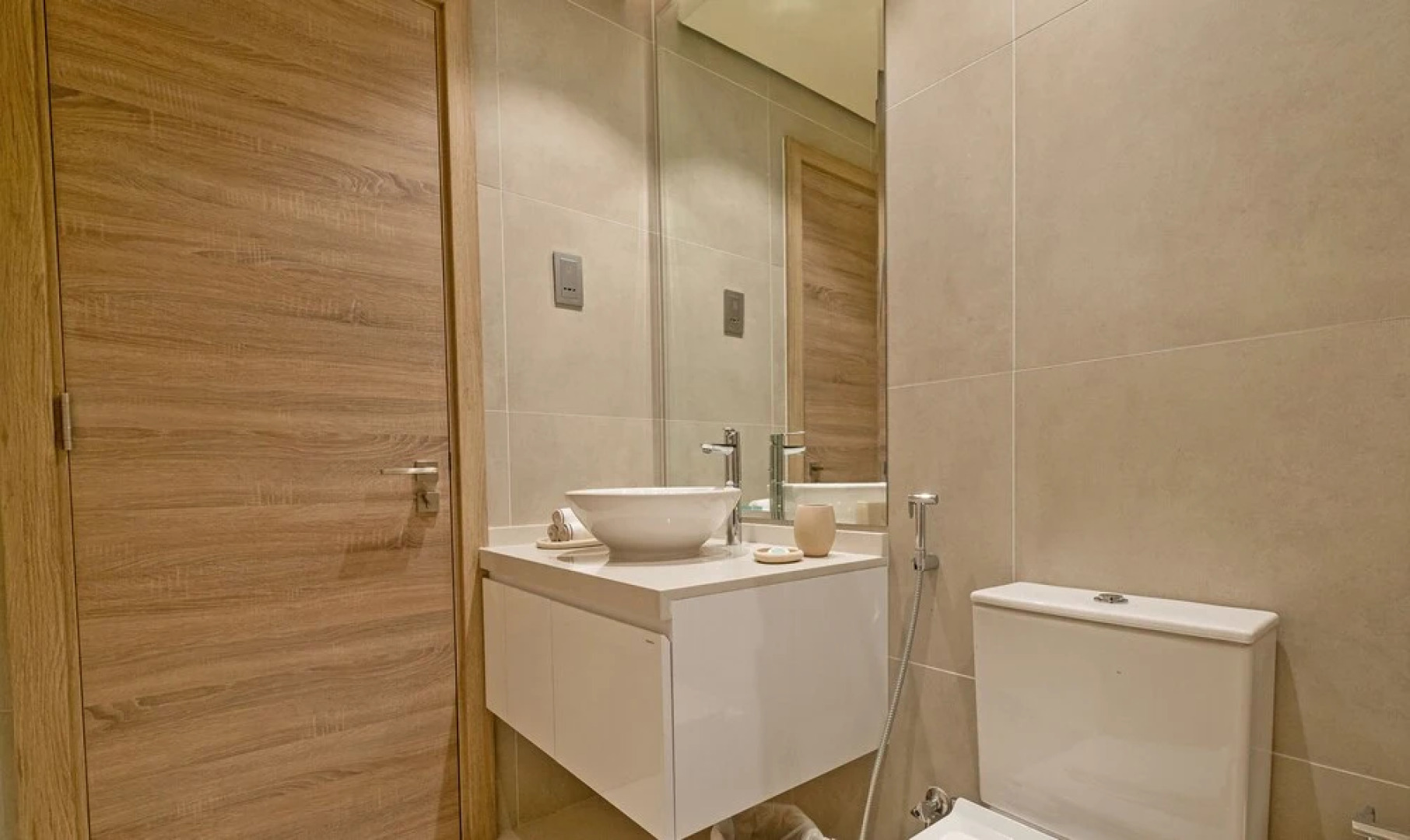 LUX The Modern Marina Suite 2 bed