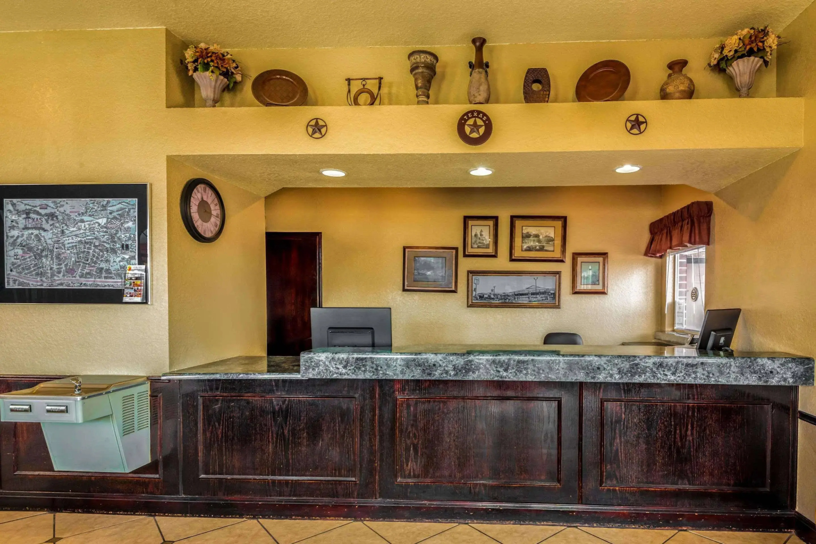Hill Country Inn & Suites - New Braunfels / Gruene