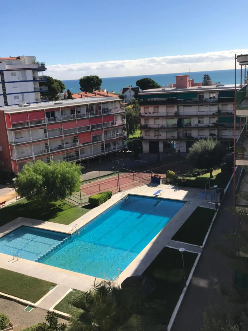 Oasis Close Barcelona Pool Tennis Beach