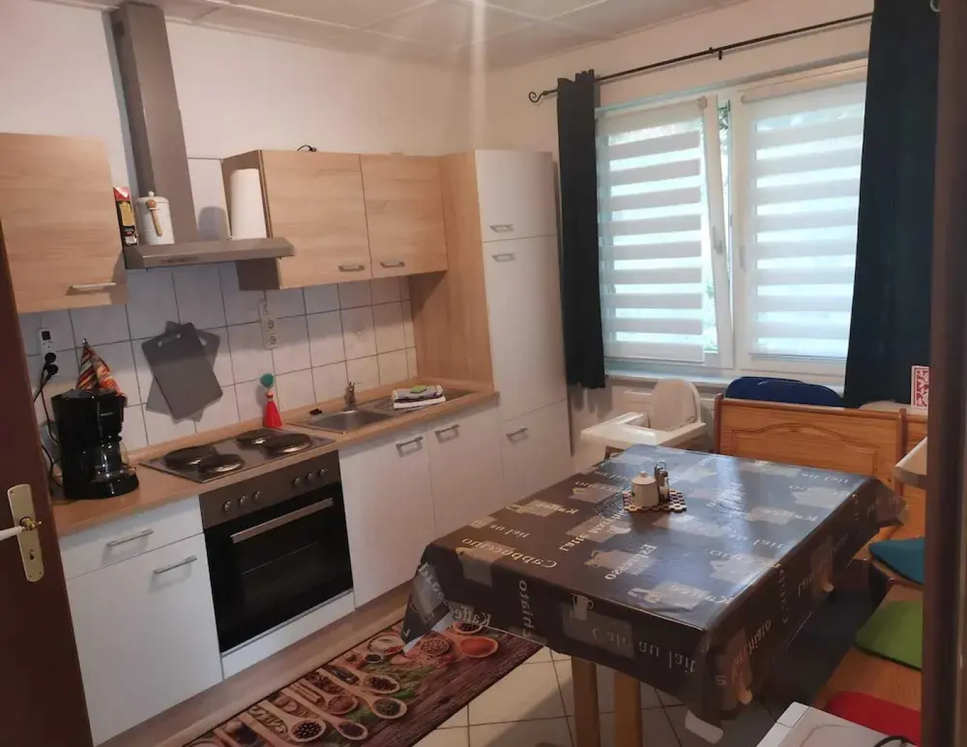 Lakeside Escape With Garden Fun