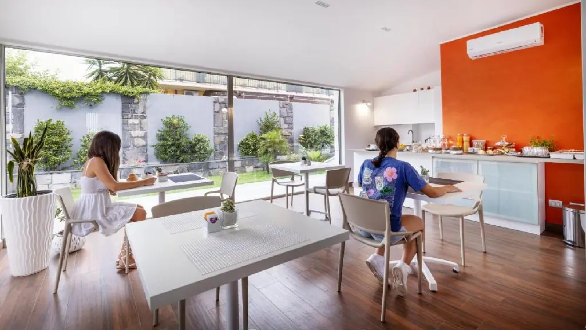 Zaffiro Lavico rooms Etna nature sea