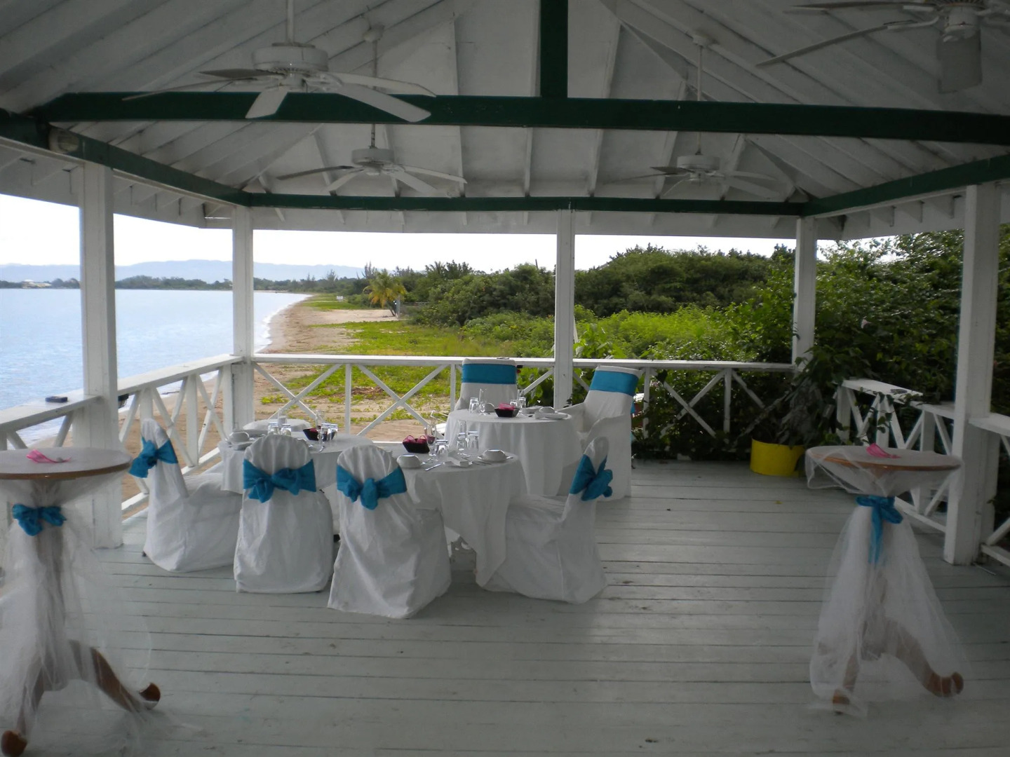 Idlers Rest Beach Hotel