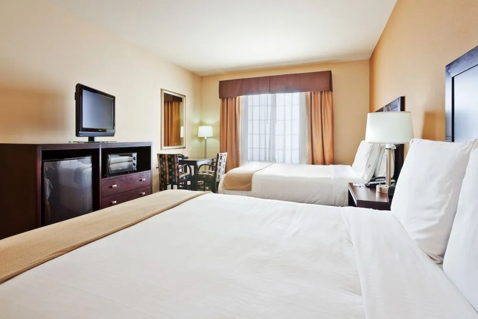 Holiday Inn Express Hotel & Suites Clovis