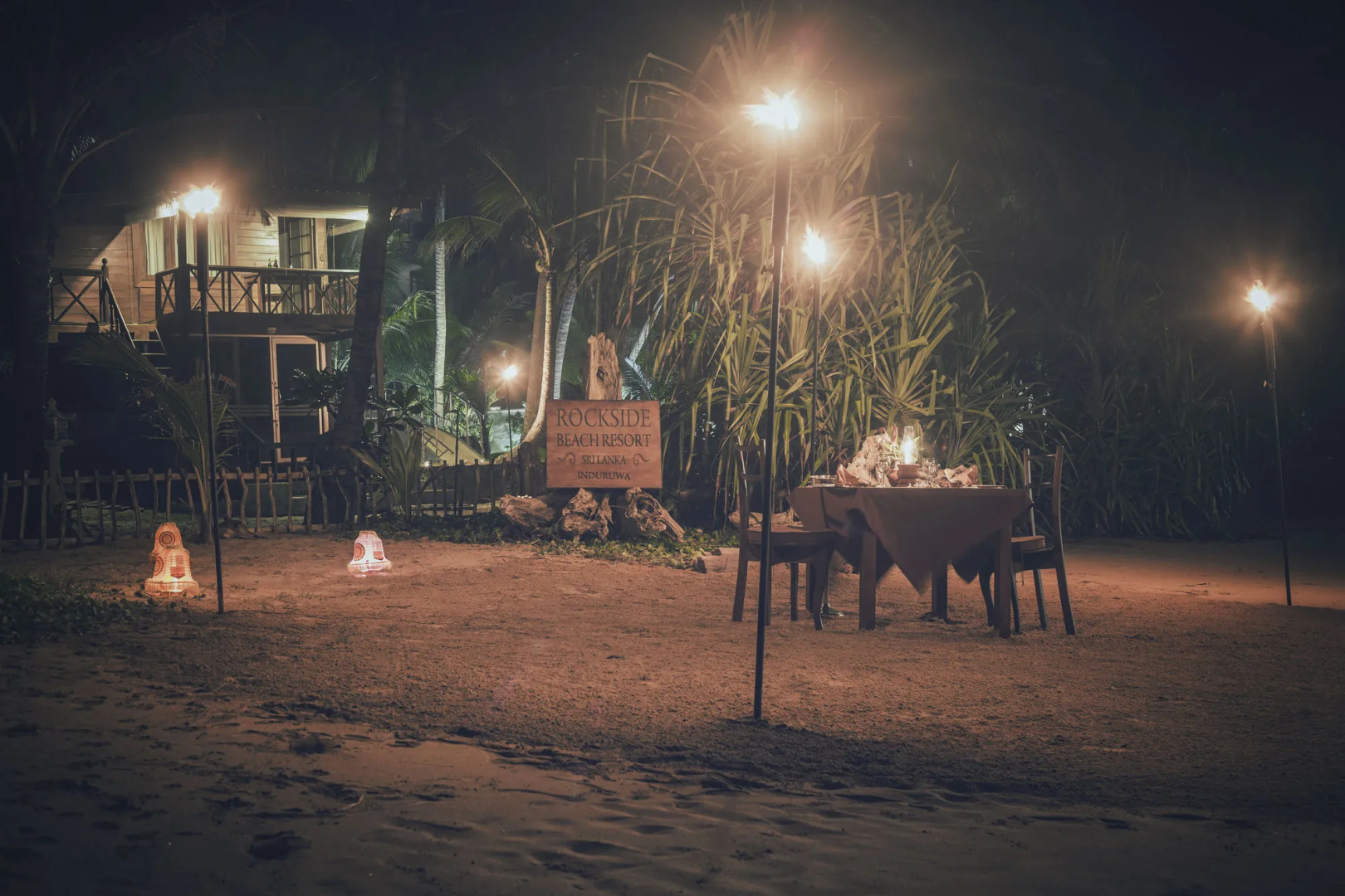 Rockside Beach Resort