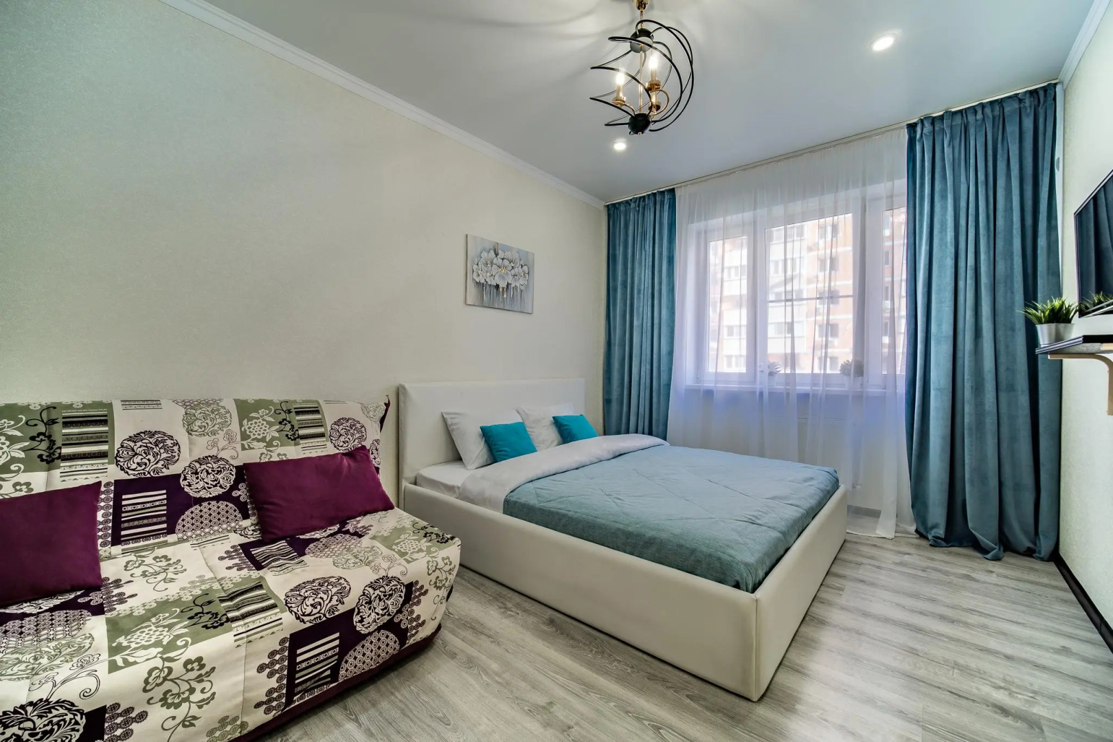 Posutochno One Days на улице им. Героя Сарабеева В.И. 5