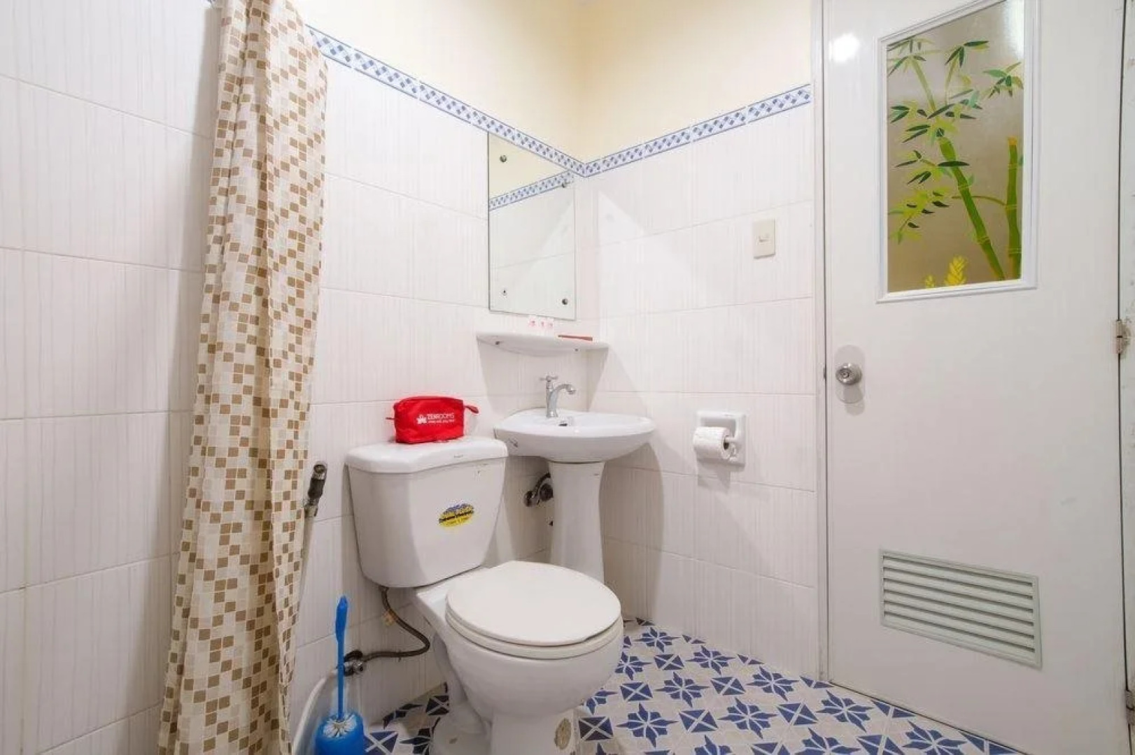 Squares Beachfront Apartments