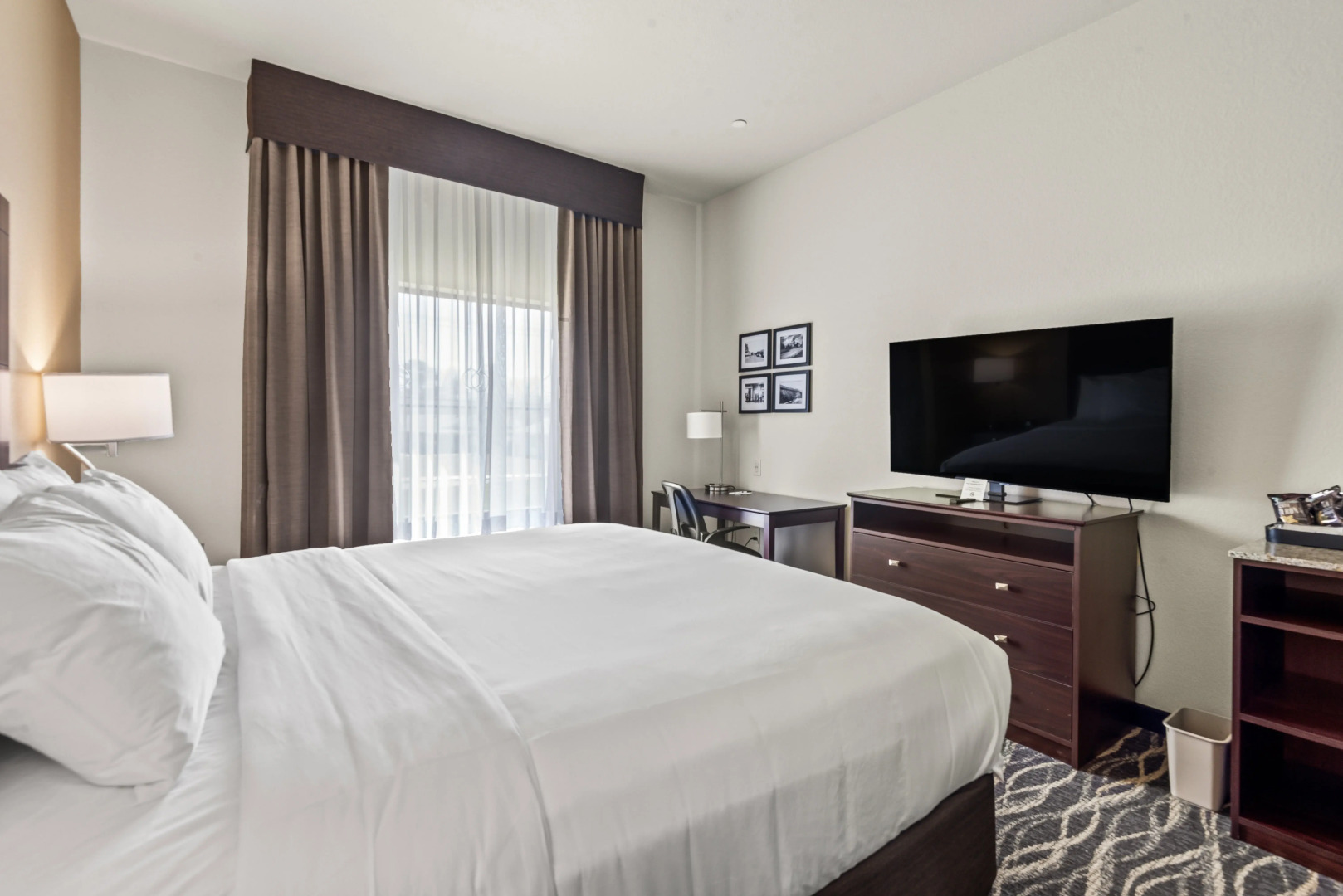 Cobblestone Hotel & Suites - Foley