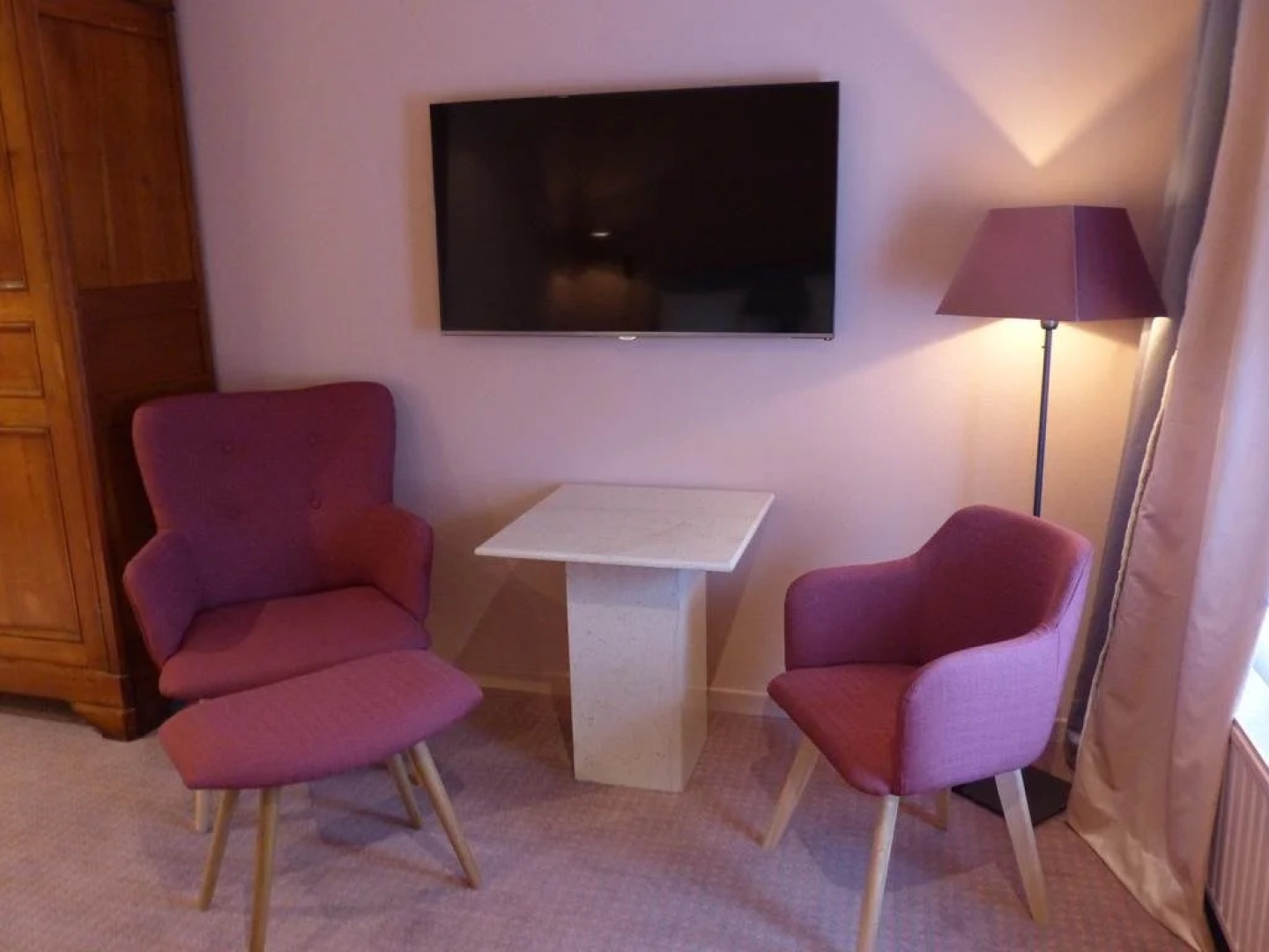 Hotel Jean De Boheme