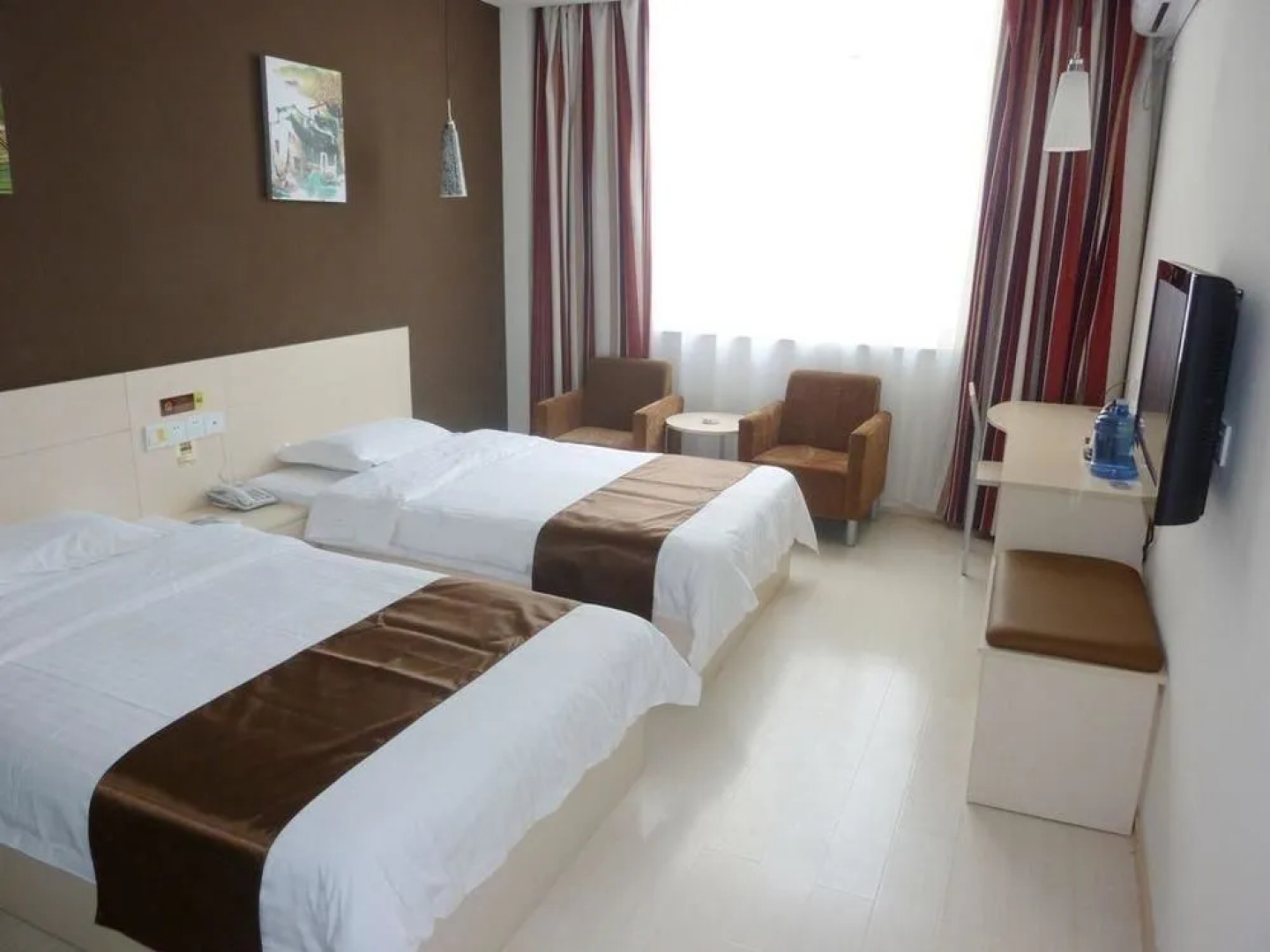 Thankyou Hotel Exhibition Center - Linyi