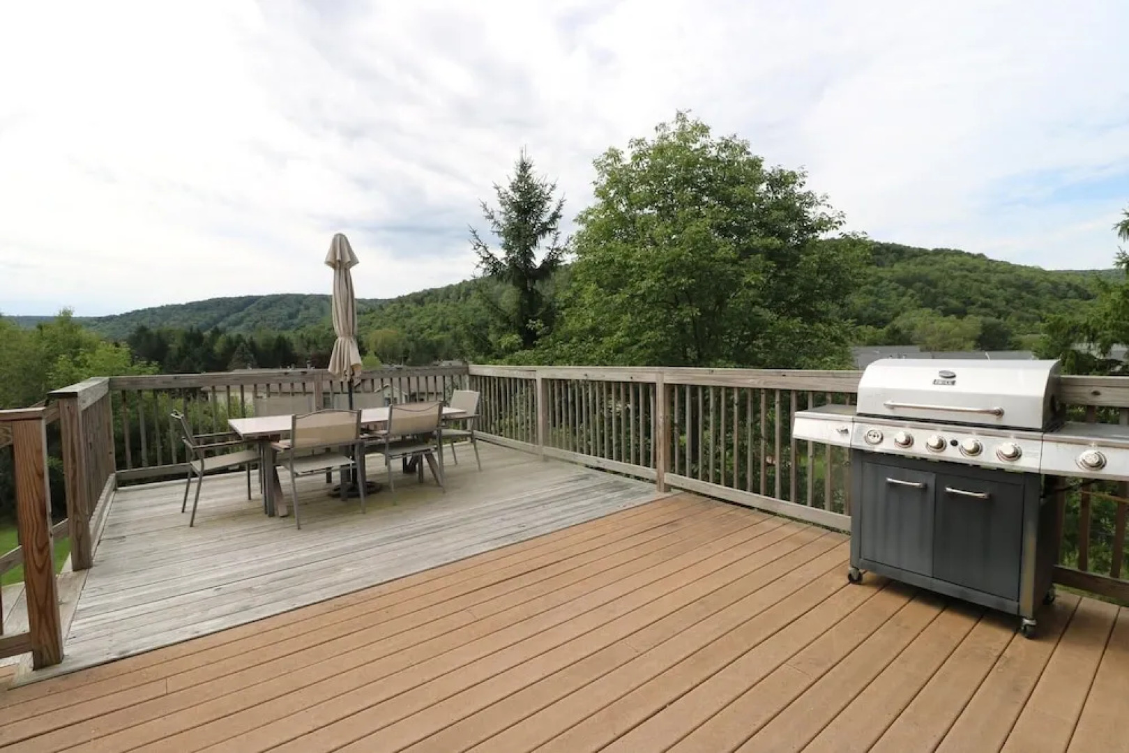 Northwood Views 4 Bedroom Chalet by Redawning