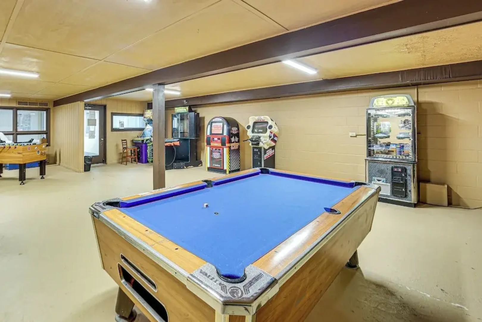 Hike, Ski & Raft: Terra Alta Cabin w/ Large Deck