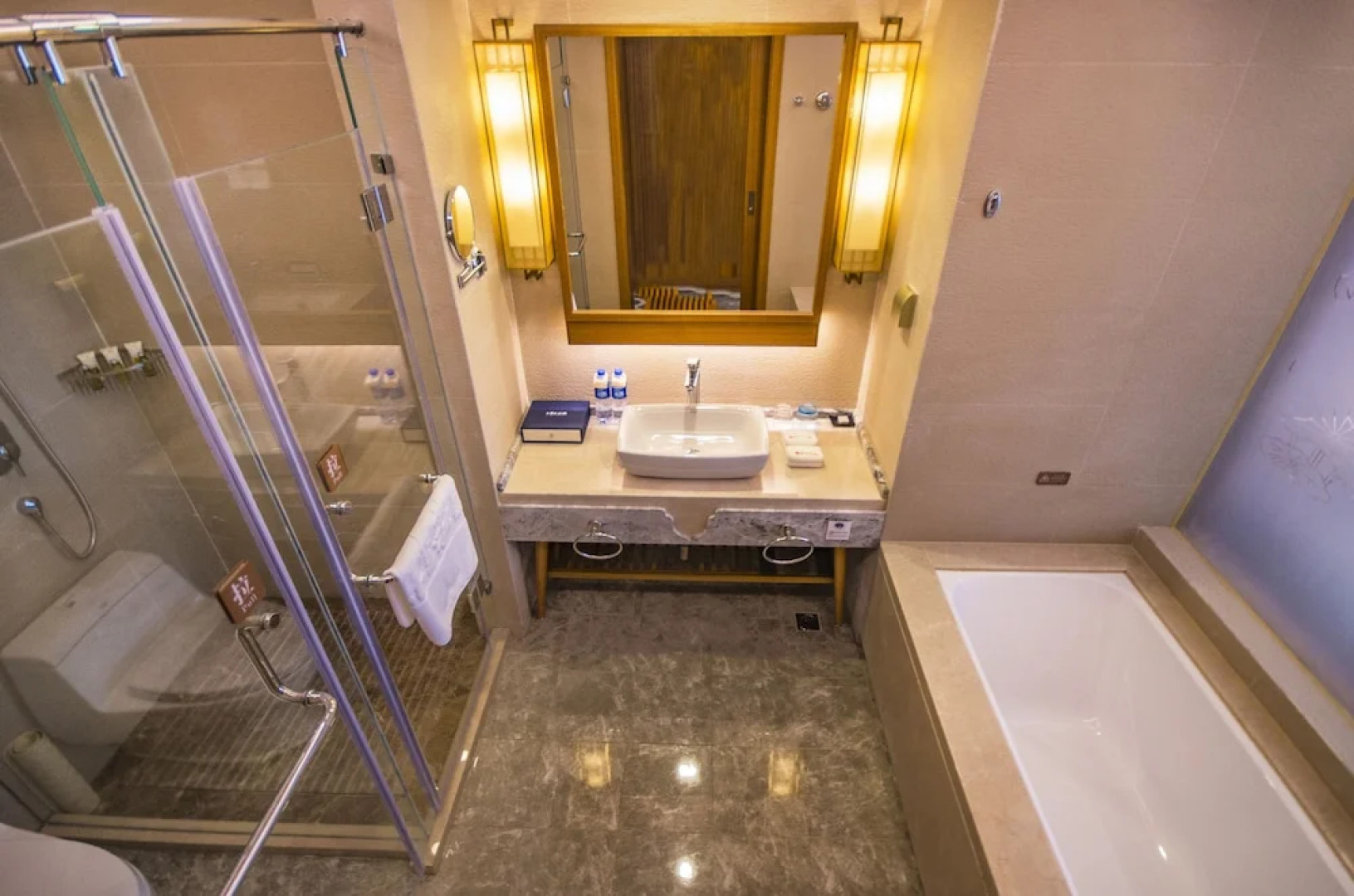 Jiuhuashan Rongxi Manor Hot Spring Hotel