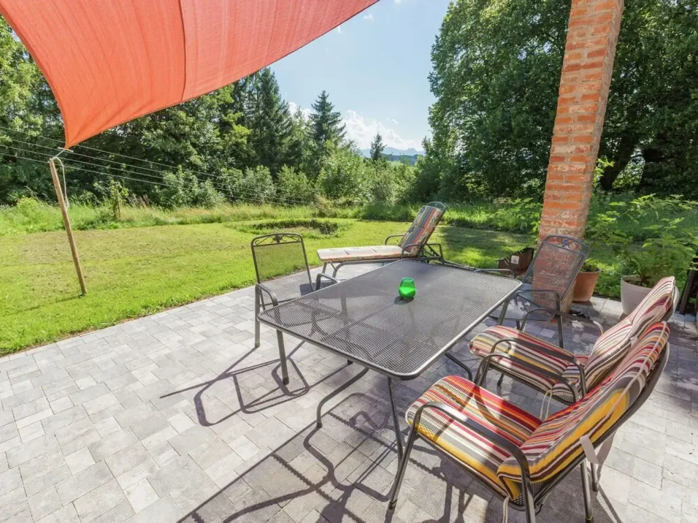 Cosy and Rurally Located Apartment With Garden and Terrace
