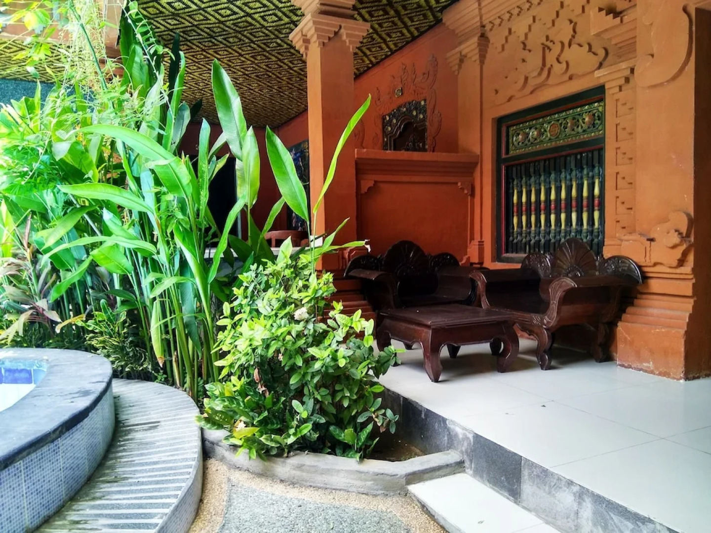 Hotel Lumbung Sari Legian
