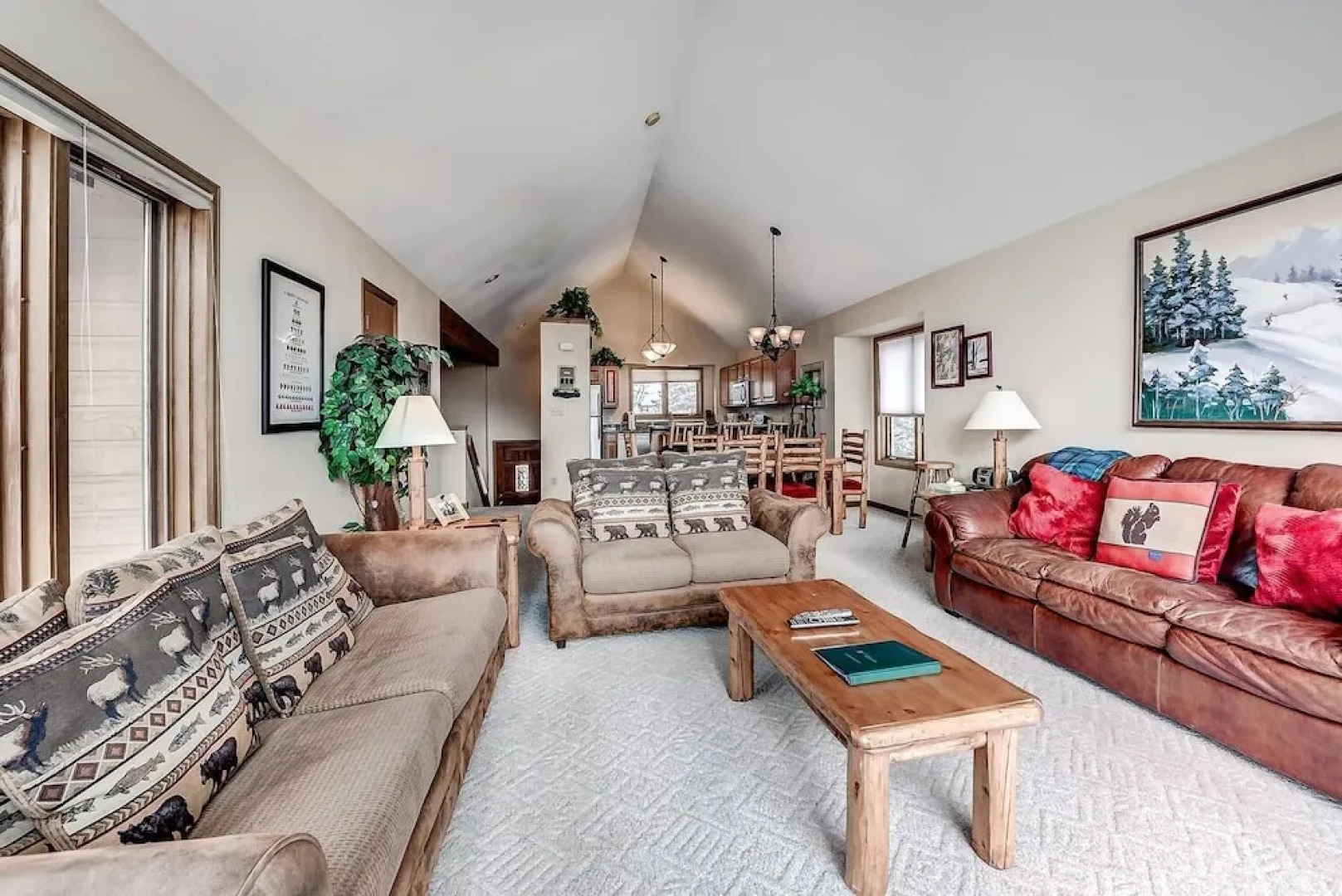 Pitkin Townhome - 704 3 Bedroom Townhouse by RedAwning