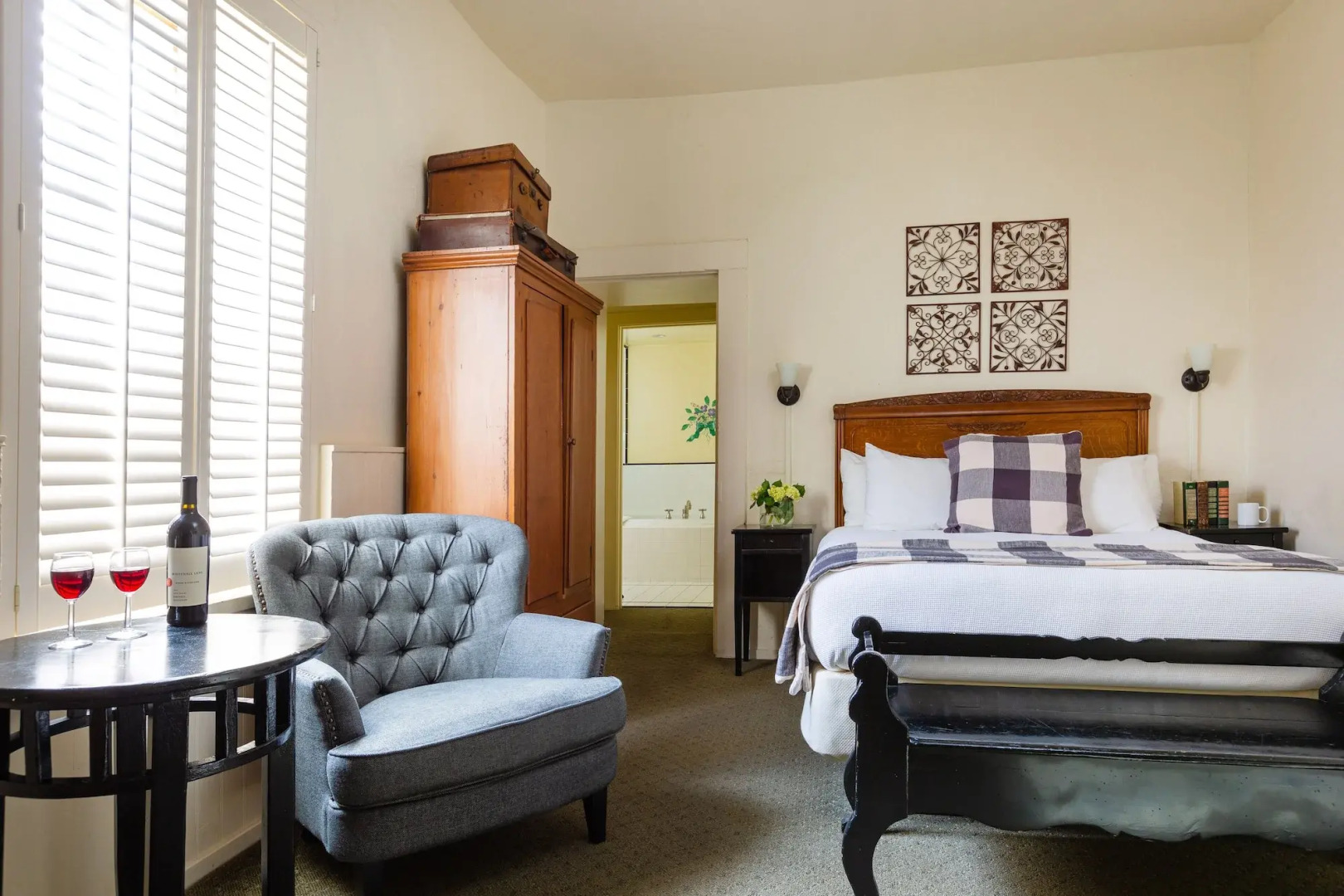 Maison Fleurie, A Four Sisters Inn