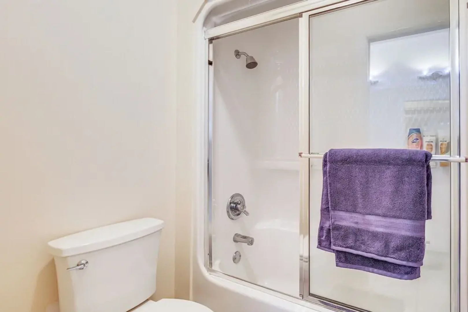 Spacious Missouri Retreat w/ Pool, Gym & Game Room