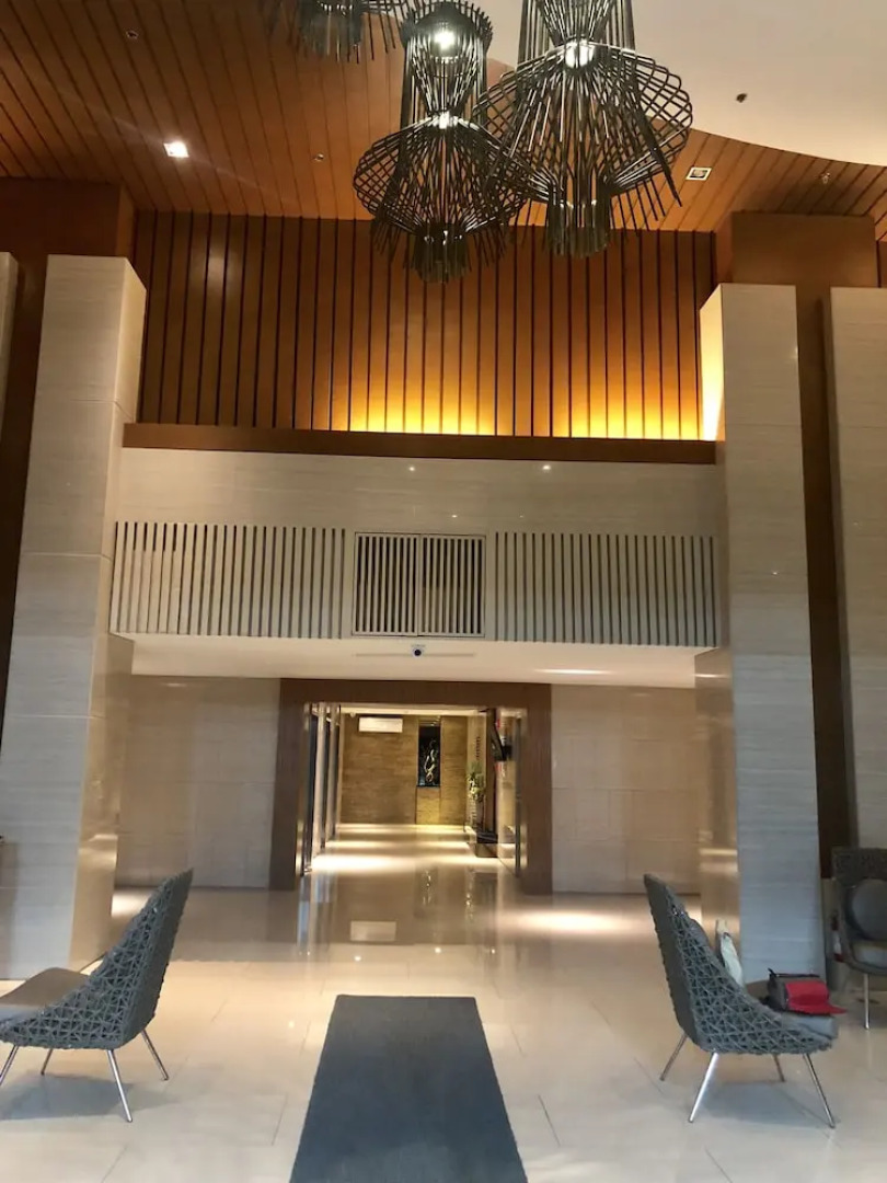 Dr. Calayan's Cozy Wind Residences Tagaytay Taal View