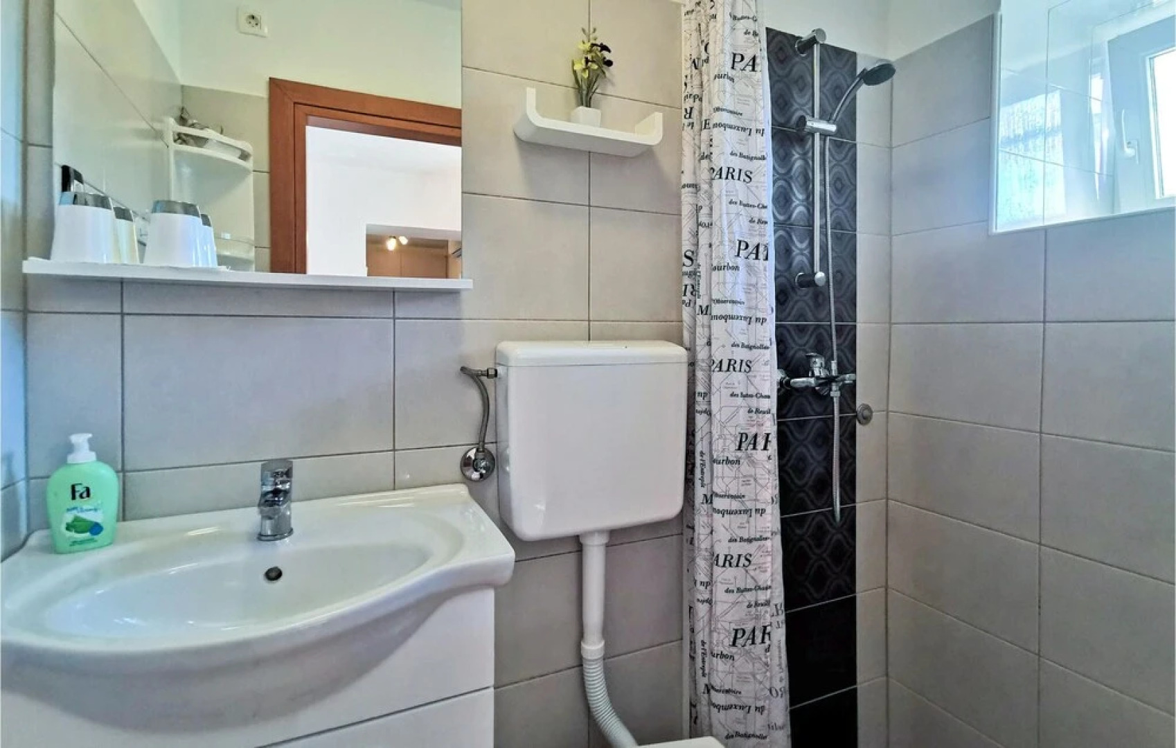 Amazing Apartment in Rubesi With 1 Bedrooms and Wifi