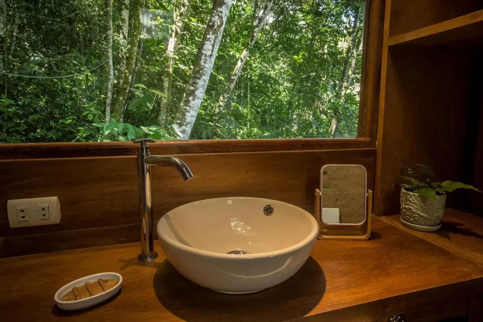 Chirapa Manta Amazon Lodge