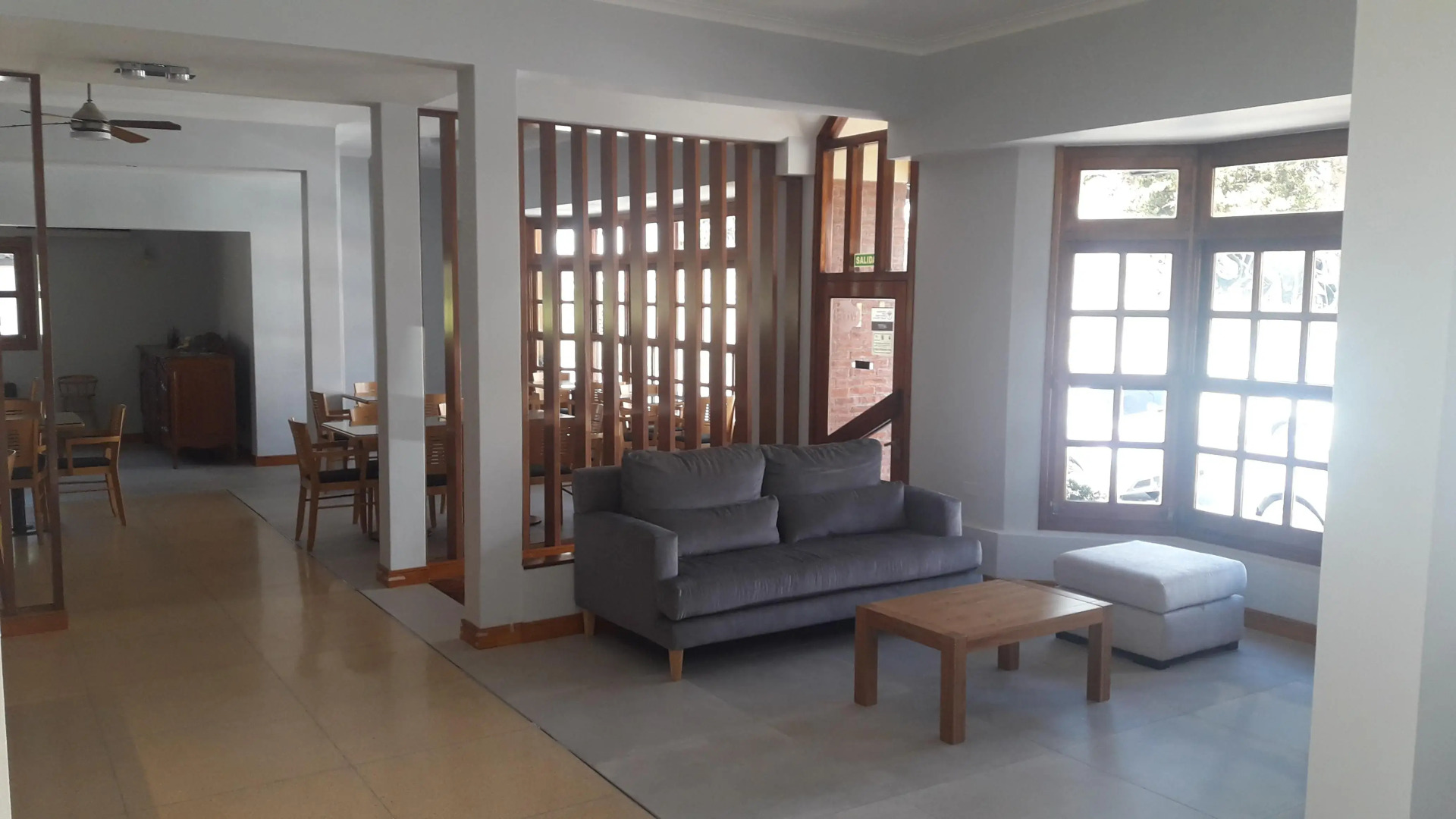 Hotel y Apart De La Plaza