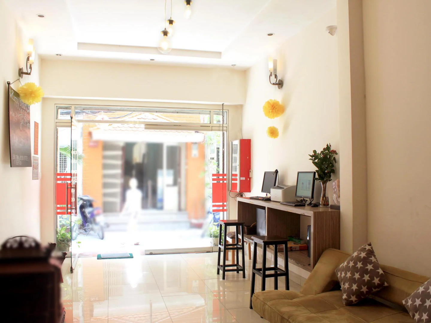 The Alley Saigon Hotel