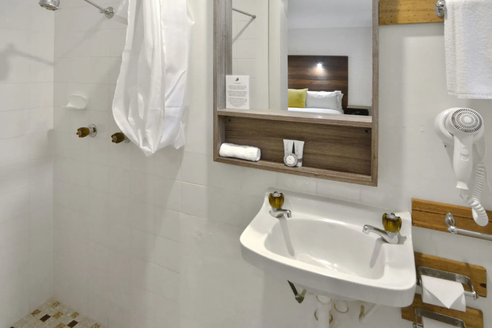 Pleasant Way River Lodge