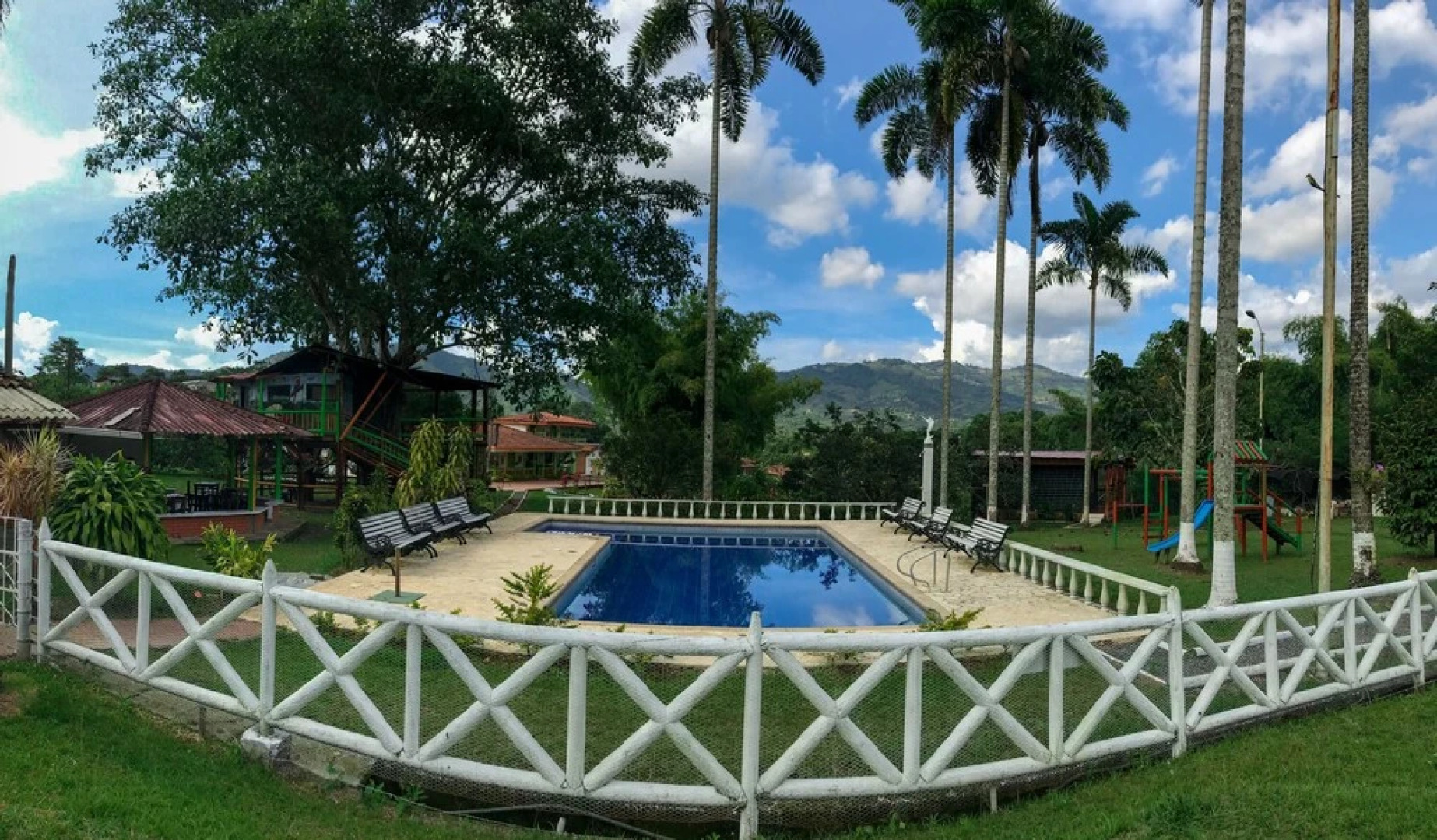 Room With 2 Double Beds Number 14