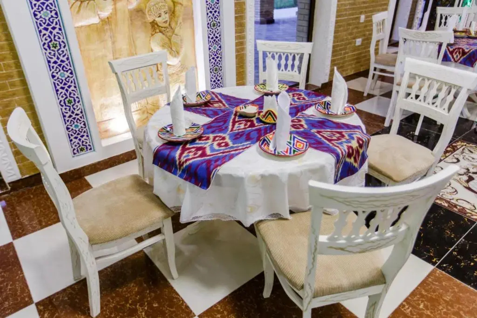 Khiva Silk Road (Хива Силк Роад)